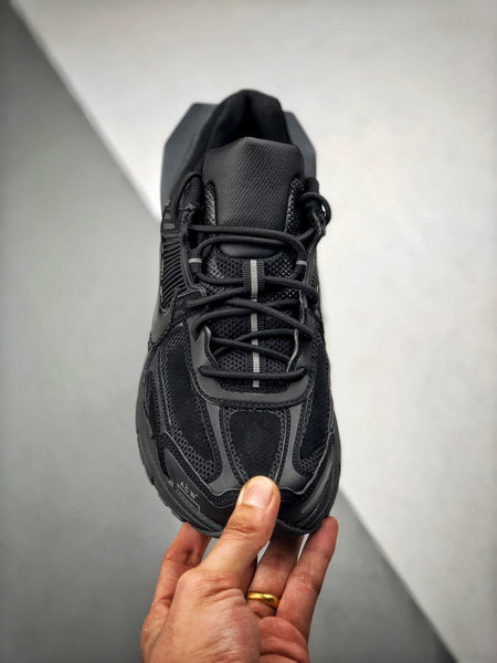 NIKE ZOOM Vomero 5 A-Cold-Wall BLACK