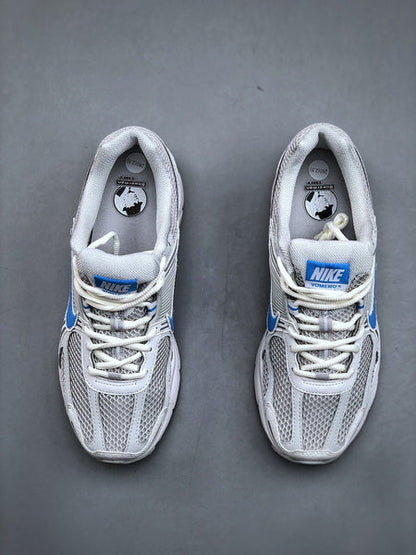 NIKE ZOOM Vomero 5