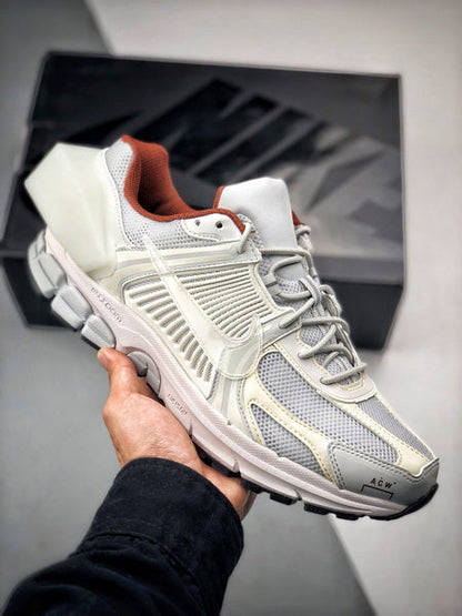 NIKE ZOOM Vomero 5 A-Cold-Wall