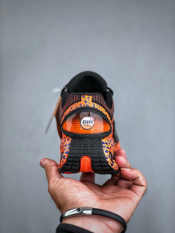 NIKE Air Max DN Orange