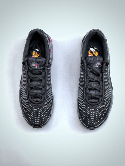 NIKE Air Max DN Noir Violet