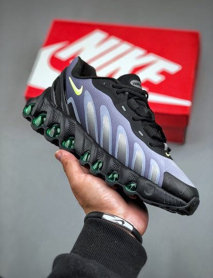 NIKE Air Max DN 8