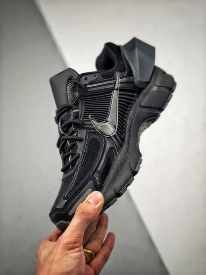 NIKE ZOOM Vomero 5 A-Cold-Wall BLACK