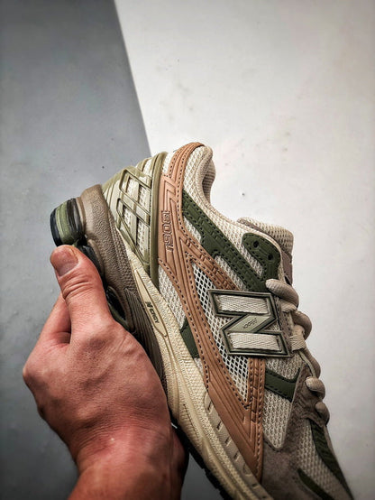 New Balance 1906U
