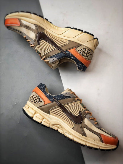 NIKE ZOOM Vomero 5