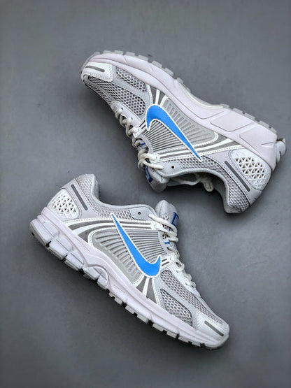 NIKE ZOOM Vomero 5