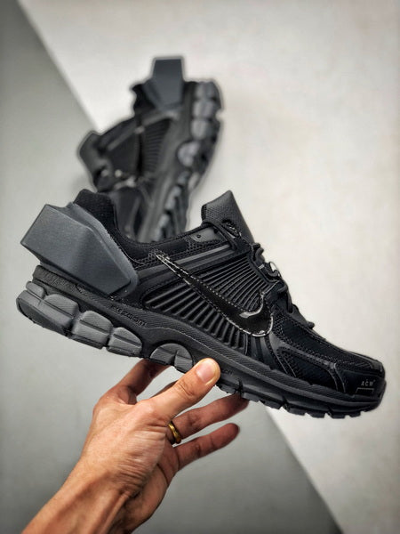 NIKE ZOOM Vomero 5 A-Cold-Wall BLACK