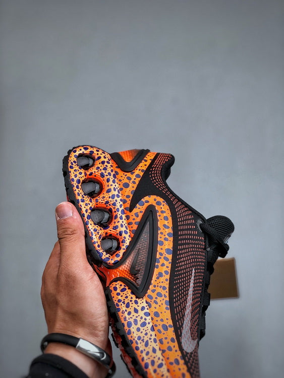 NIKE Air Max DN Orange