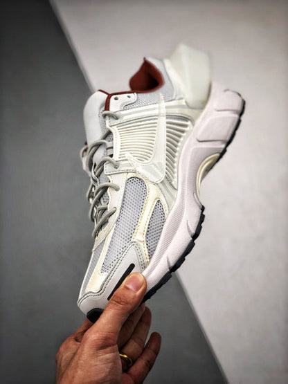 NIKE ZOOM Vomero 5 A-Cold-Wall