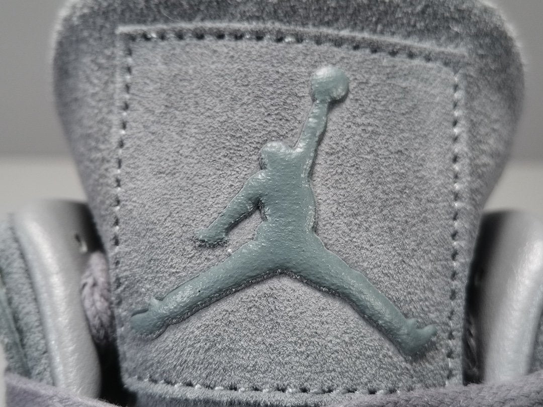 JORDAN 4 x KAWS GRIS