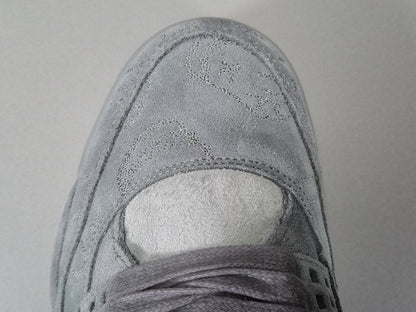 JORDAN 4 x KAWS GRIS