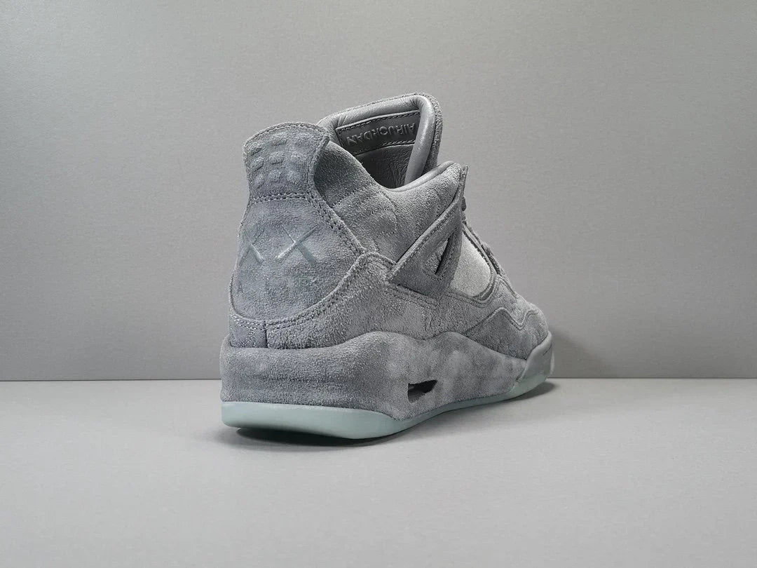 JORDAN 4 x KAWS GRIS