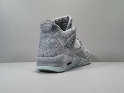 JORDAN 4 x KAWS GRIS