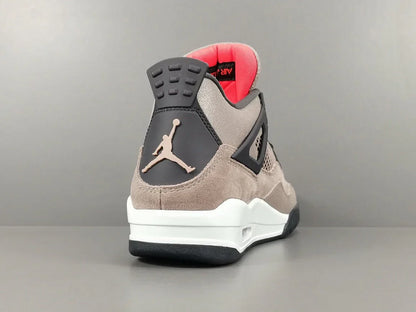JORDAN 4 x TAUPE HAZE